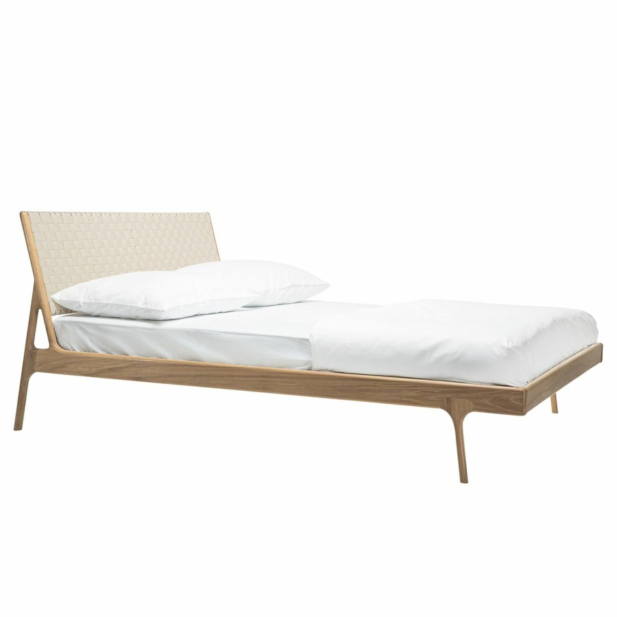 Bettgestelle * | Studio Copenhagen Bett Fleek Ii Eiche Hell Stoff Cley: Beige 180 X 200Cm